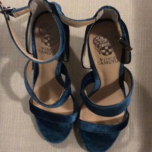 Brand new lady’s shoe size 5 M